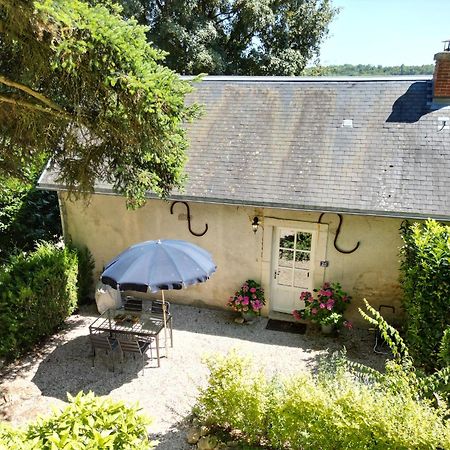 Charming Cottage In Chateau Les Roches Gardens Mont-Saint-Jean  Extérieur photo